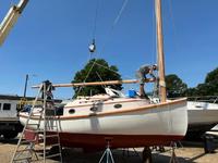 1999 23' MENGER CATBOAT 