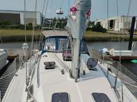 Catalina 380 Click to launch Larger Image