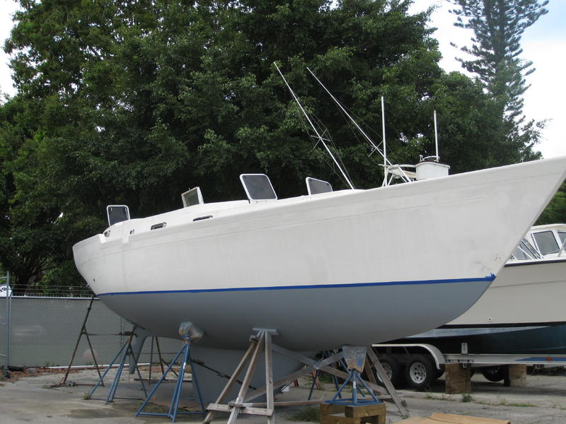 82 Morgan Yachts 391 located in Florida for sale