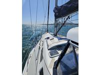 Hunter Aft Cockpit 41 Click to launch Larger Image