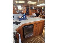 Hunter Aft Cockpit 41 Click to launch Larger Image