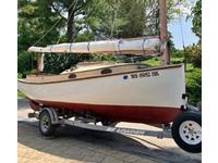 1990  19' MENGER CATBOAT 