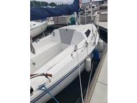 Catalina Catalina 18 Click to launch Larger Image