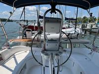 Hunter 41 DS Click to launch Larger Image