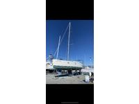 Beneteau Oceanis 393 Click to launch Larger Image