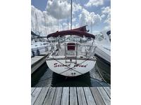 Island Packet 35 Click to launch Larger Image