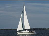 1982 Erie Pennsylvania 33.5 Ericson 33