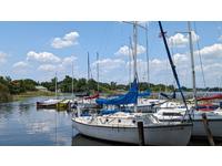 1983 Lake Fairview Marina Orlando FL Florida 23 Hutchins Compac 23