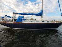 1969 North Kingstown Rhode Island 37 Tartan Hood Classic Sold