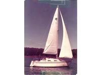 1987 Greers Ferry Lake Arkansas 27 Pearson 27'