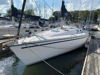 1987 Lighthouse Landing Marina Grand Rivers Ky Kentucky 37 Hunter Legend