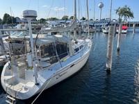 1999 Mackinaw City Michigan 32 Catalina 320 MK 2