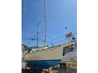 1986 Forked River New Jersey 27 Island Packet IP27