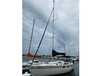 1992 commodore Perry Yacht club Pennsylvania 35.58 Hunter legend 35.5
