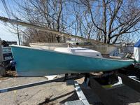 TIVERTON Rhode Island 17 O'Day Daysailer