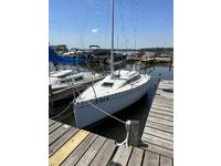 1988 Madison Wisconsin 23.33 Beneteau 235
