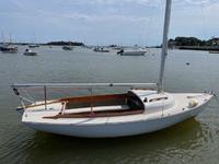 1971 Marion Massachusetts 15.7 Cape Cod Shipbuilding Bullseye