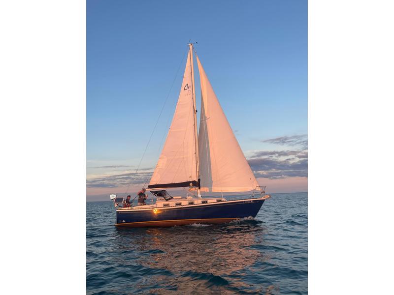 1983 Aloha 8.5 located in Illinois for sale