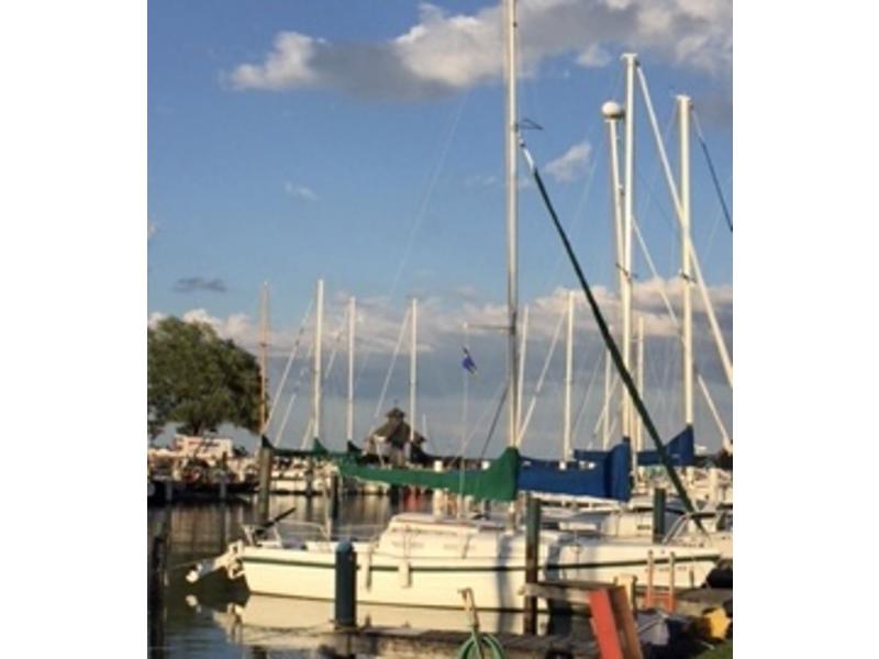 1980 Luger Tradewinds located in Michigan for sale