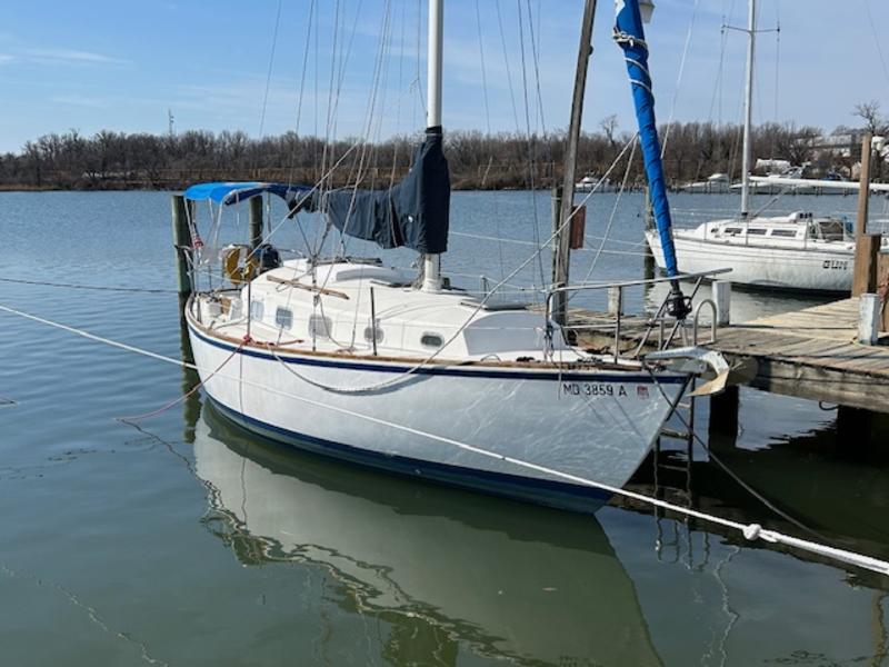 1981 Bristol 29.9 located in Maryland for sale