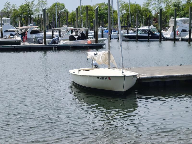 1981 Flying Scot  located in Connecticut for sale