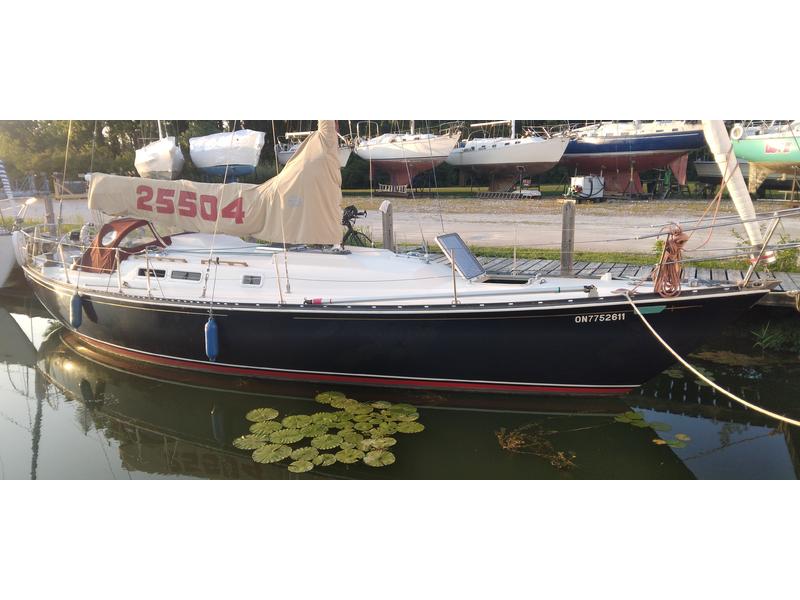 1972 C&C 39 located in Michigan for sale