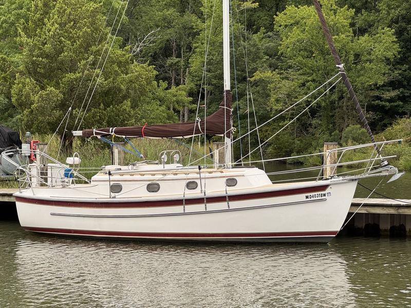 1994 Com-Pac 27-2 located in Maryland for sale