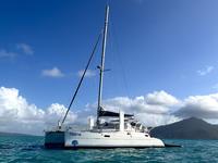 1998 Papeete Tahiti  38 Catana 381