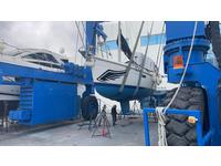 Hunter 336 Click to launch Larger Image