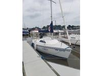 Catalina Catalina 18 Click to launch Larger Image